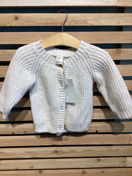 H&M cream button up sweater