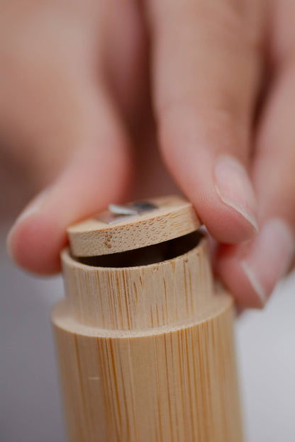 Charcoal Floss in Bamboo Holder